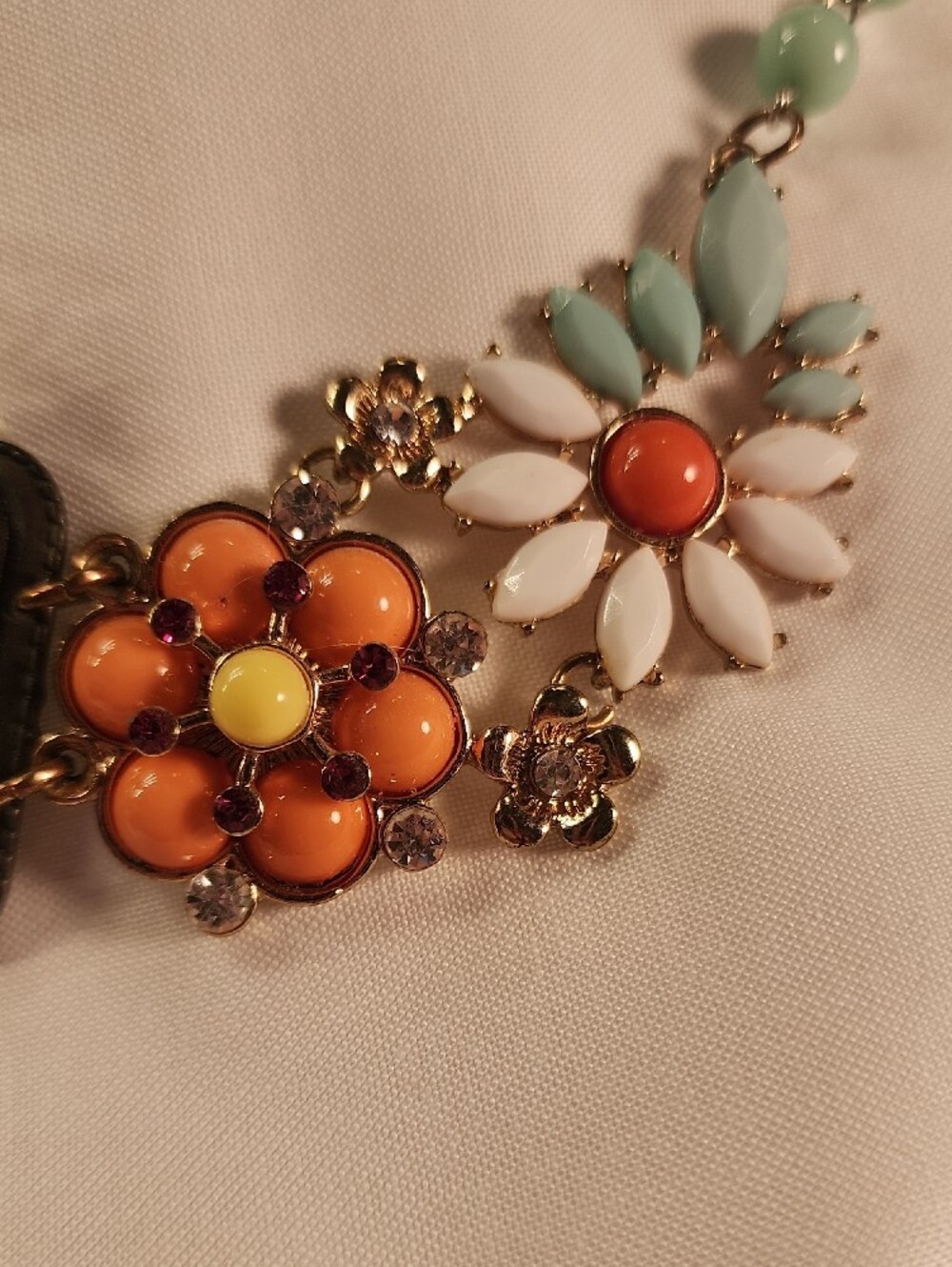 PLUNDER Jewelry!! Set Of 3 Beautiful Necklaces - Picture 4 of 14